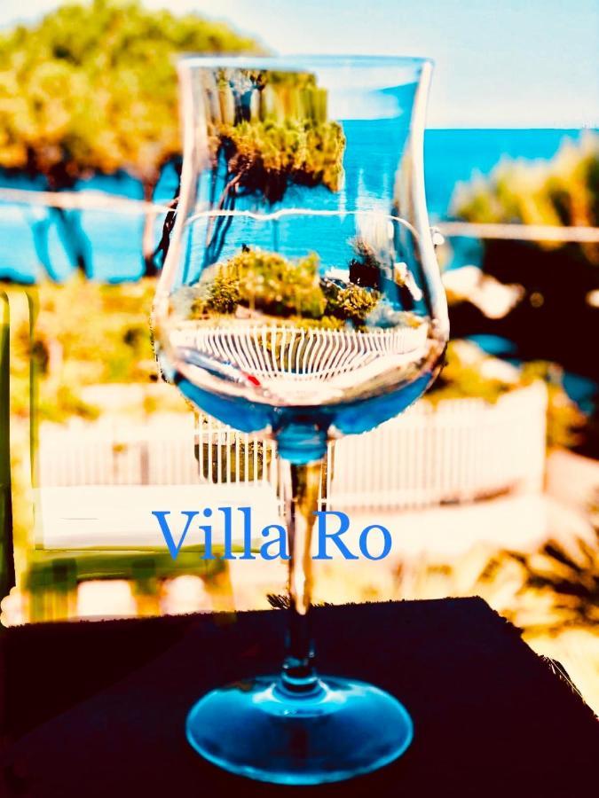 Villa Ro Porto Columbu - Perd'E Sali Bagian luar foto