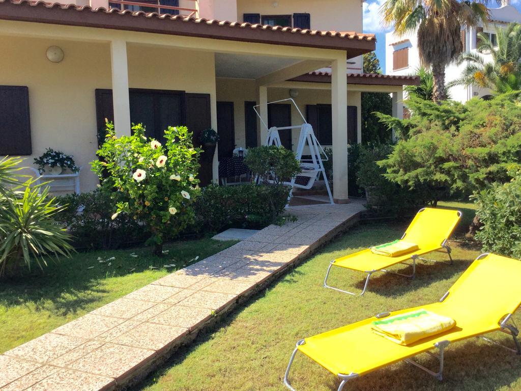 Villa Ro Porto Columbu - Perd'E Sali Bagian luar foto