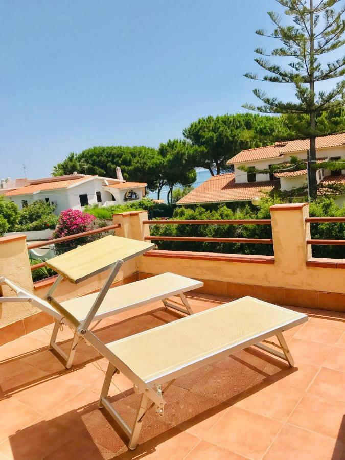 Villa Ro Porto Columbu - Perd'E Sali Bagian luar foto